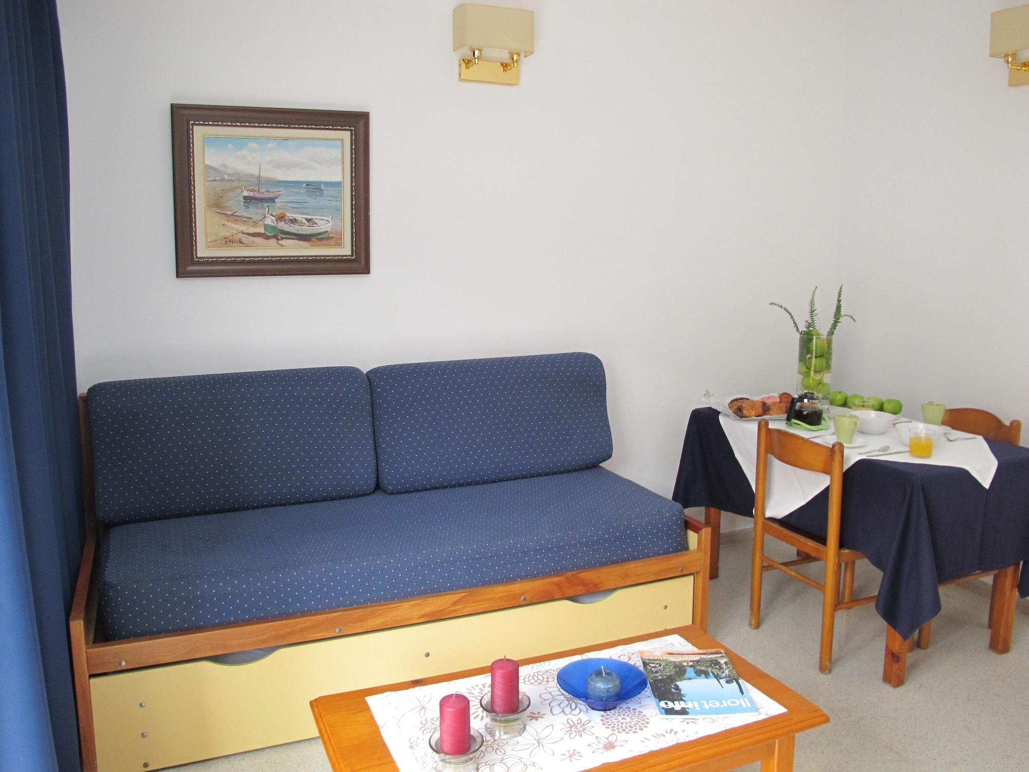 Apartamentos Santi Lloret de Mar Exterior photo