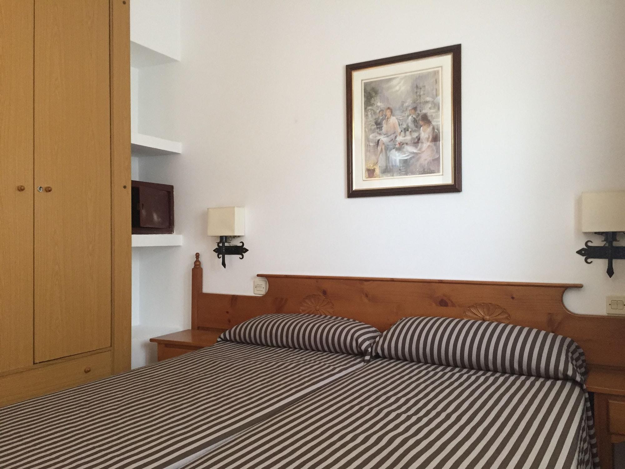 Apartamentos Santi Lloret de Mar Exterior photo