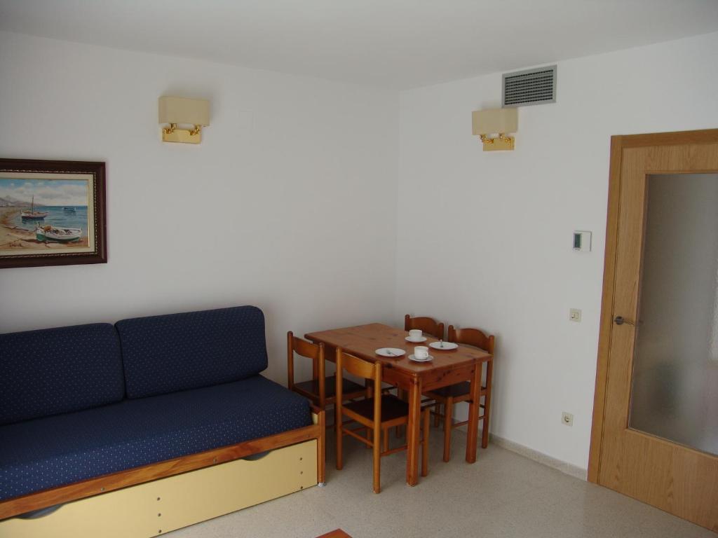 Apartamentos Santi Lloret de Mar Room photo